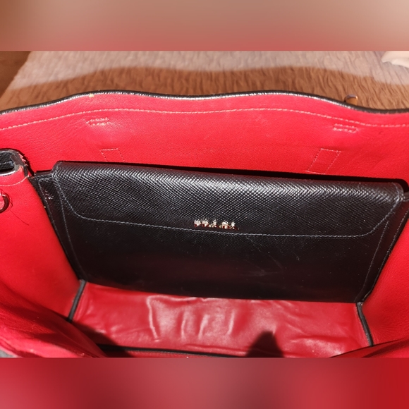 Prada saffiano leather double bag, red on black - Picture 2 of 5